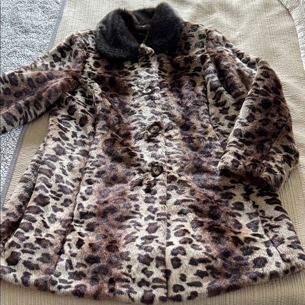 dennis basso Brown and Cream Leopard Faux Fur Coat with Dark Collar